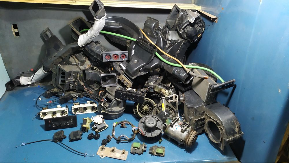 Пічка моторчик регулятори Ауді Гольф Мазда Сузукі Тойота Корола