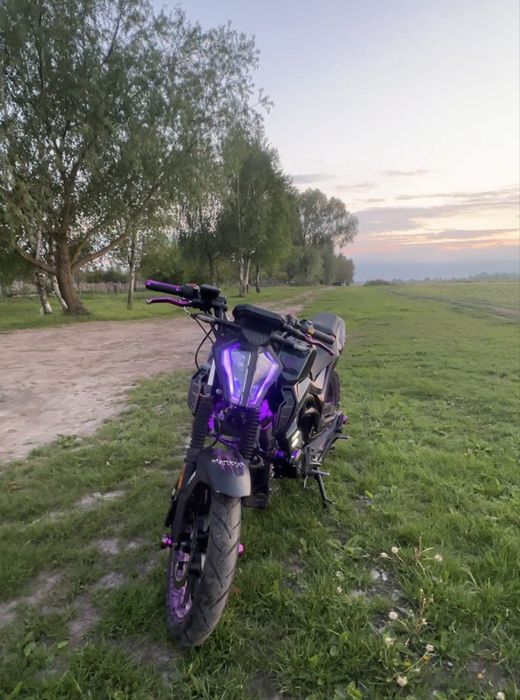 Продам Мустанг ст 200
