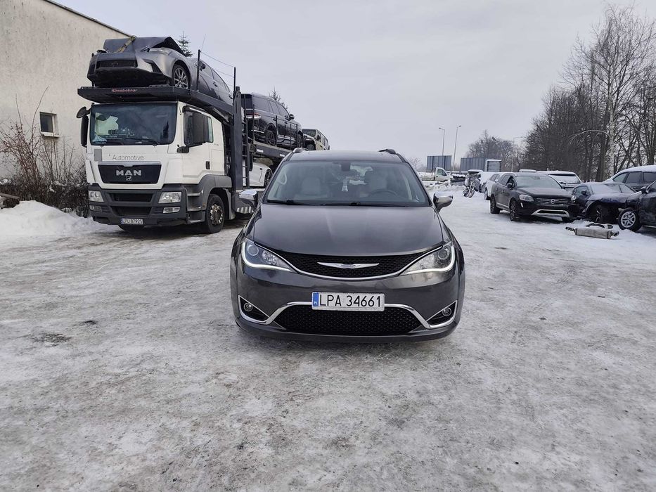 Chrysler Pacifica Limited 3.6 2018r