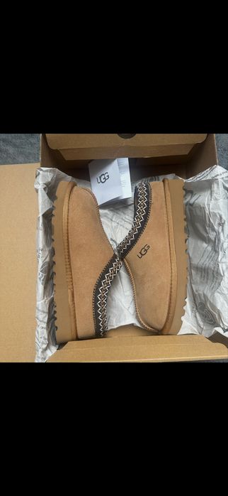 Buty kapcie wkładane UGG Tasman nowe z pudełkiem etc