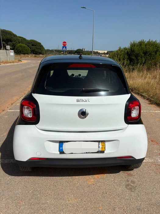 Smart ForFour 2015 Económico e Bem Estimado