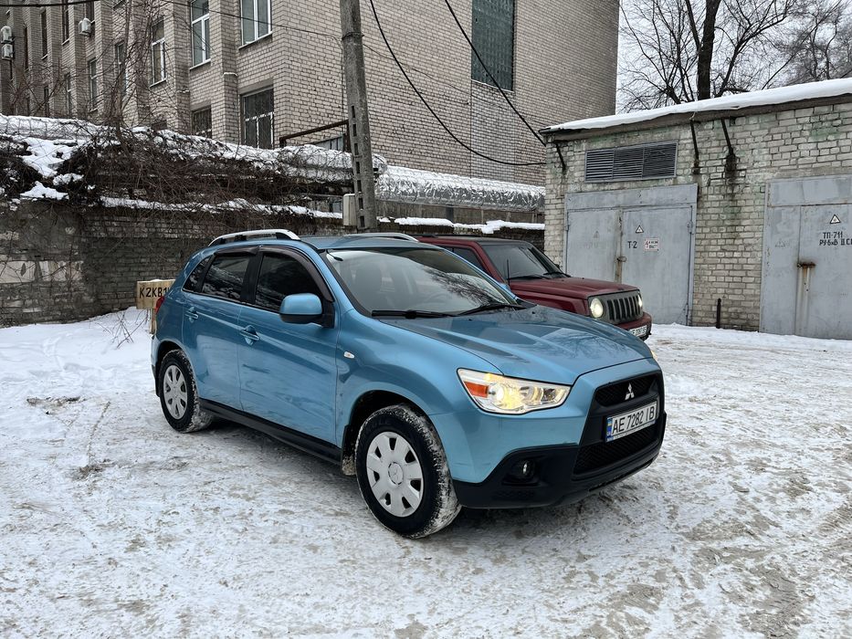 Mitsubishi ASX 2011 року