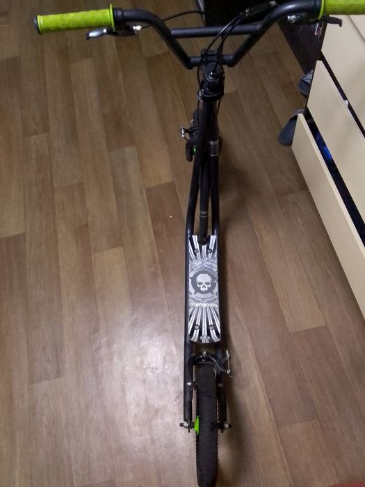 Самокат Mangoose