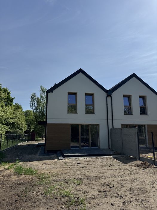 OSTATNI LOKAL. Blisko stacji WKD Brzózki, Działka 600m2