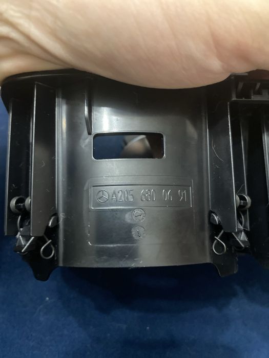Підстаканник для Mercedes-Benz C E GLC V G-Class W205 W213 W253 W447