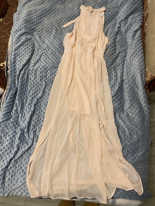 Легенька довга сукня