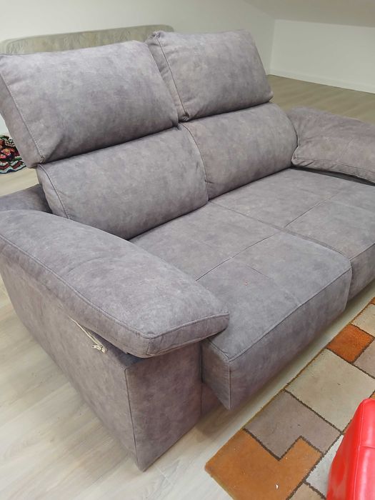 Sofa. Usados apenas 2 mes. Inc otras moveis