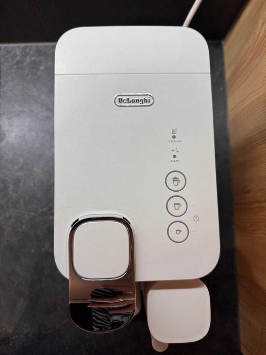 Ekspres na kapsułki DeLonghi Nespresso Lattissima One