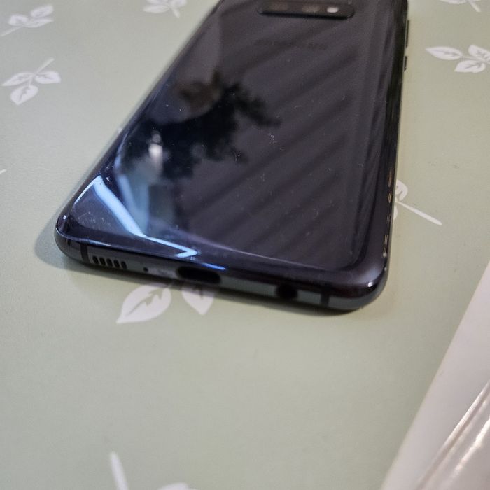 Kompaktowy Samsung Galaxy S10e