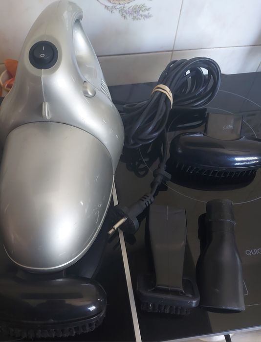 Aspirador manual eléctrico pequeno