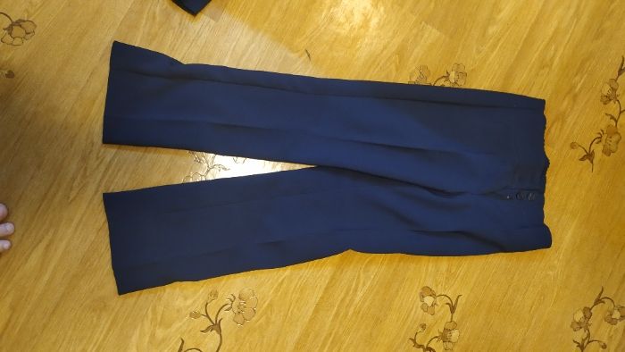 Костюм школьный на девочку