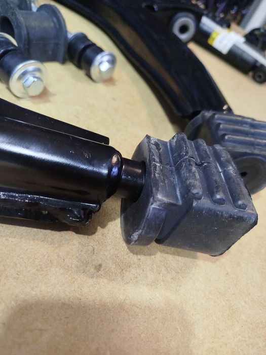 Комплект подвески Део Ланос Сенс