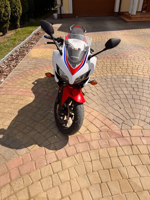 Продам Honda CBR в дуже хорошому стані.