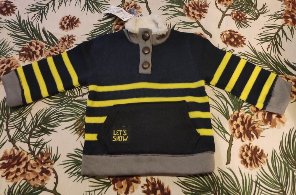 Bluza ocieplana na 3-4 latka rozmiar 104