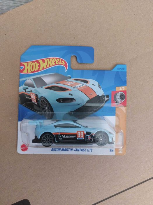 Aston martin vantage gte