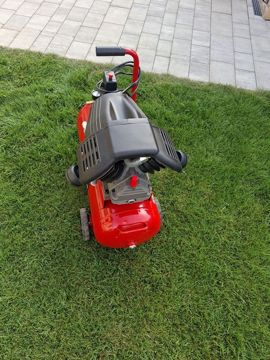 Kompresor dwutłokowy Einhell TC AC 420/50/10