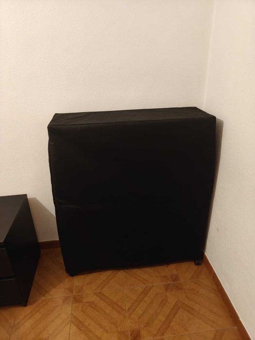 Cama divan de solteiro