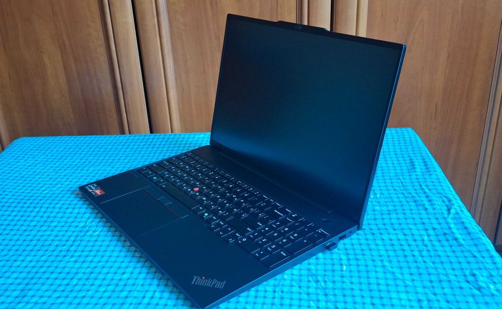 Lenovo ThinkPad E16 Gen 2 на AMD Ryzen 7 7735HS с 2.5к экраном Новый