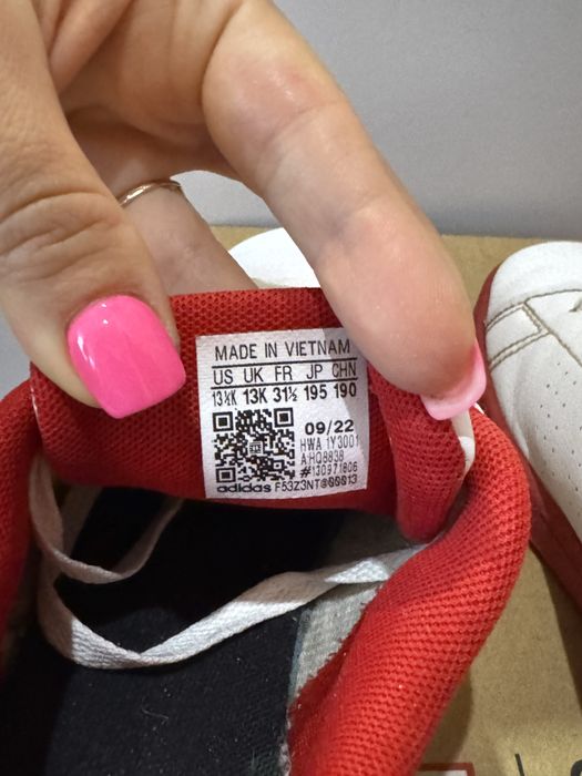 Оригінальні кеди/кросівки adidas marvel 31,5p