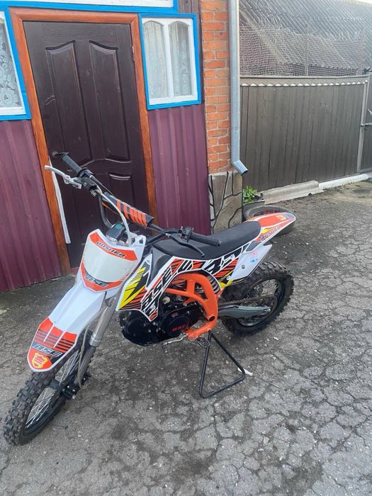 Мотоцикл BSE 125