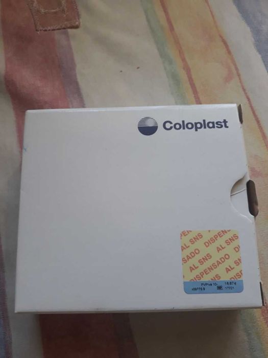 Пластины для двухкомпонентных калоприемников.