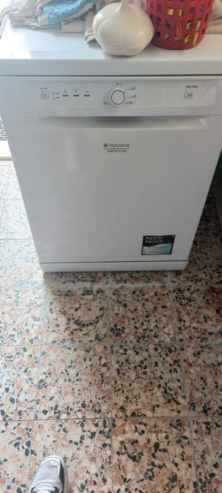 Máquina de lavar louça Ariston hotpoint