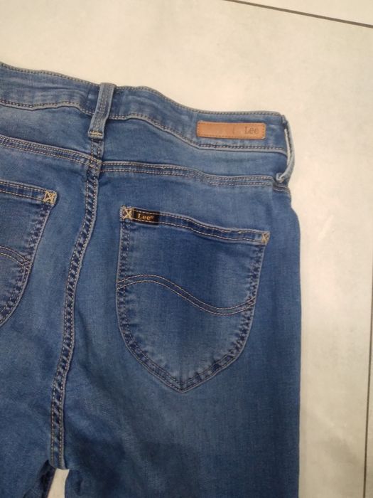 Świetne jeansy Lee W 26 L 33 rozmiar S/M