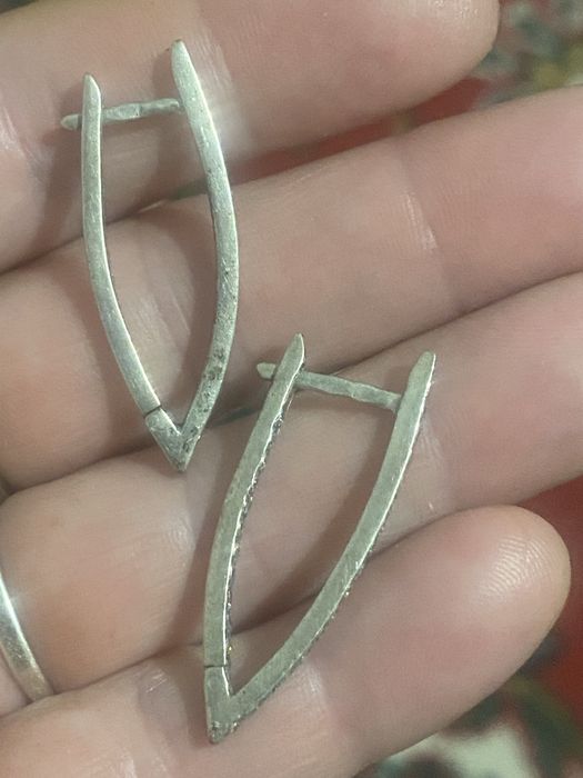 Продаю серебряные серьги 925*