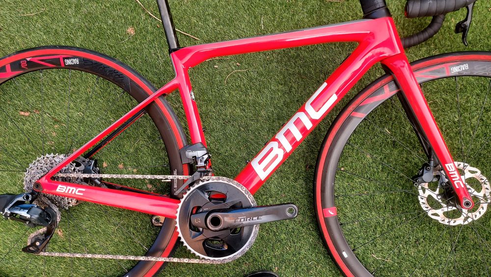 BMC Teammachine SLR01 — SRAM Force eTap AXS t51