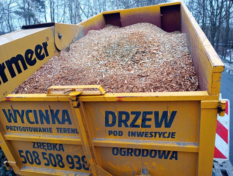 Zrębki  opałowe /ogrodowe z drzew liściastych.