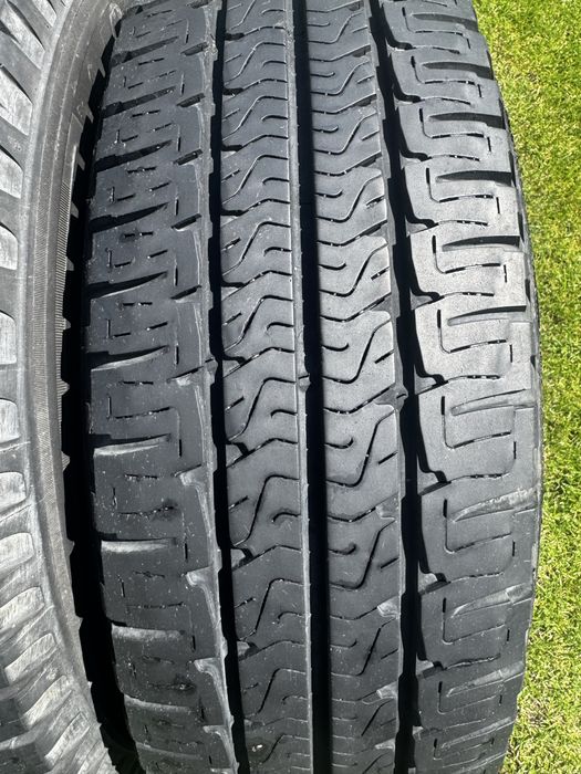 Opony Wielosezon michelin 215/70R15CP
