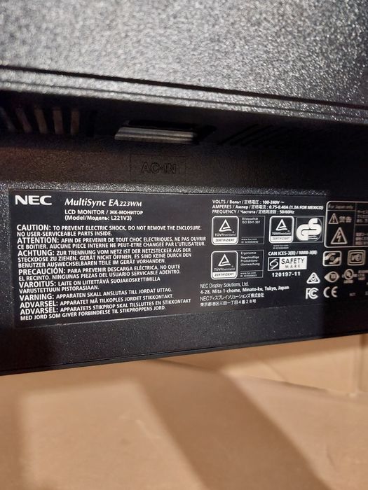 Монітор NEC  L221V3, DisplayPort,  DVI.  VGA. USB, Вмонтовані Динаміки