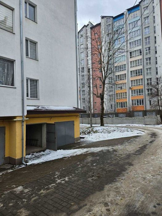 Продаж гаража 20м2   Пасічна