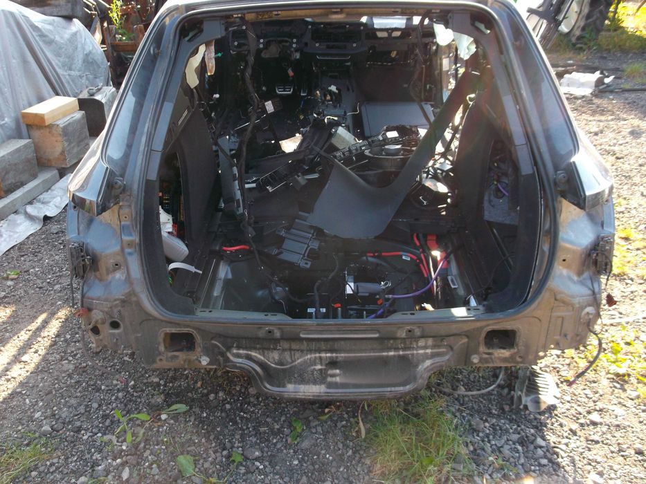 Audi a4,s4 B9 8W0 Avant Lift --błotnik,ćwiartka,wanna,pas--LZ7S