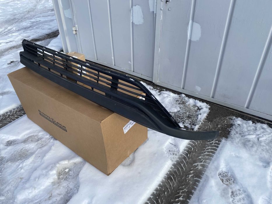 Спойлер бампера передній TOYOTA HIGHLANDER IV XU70