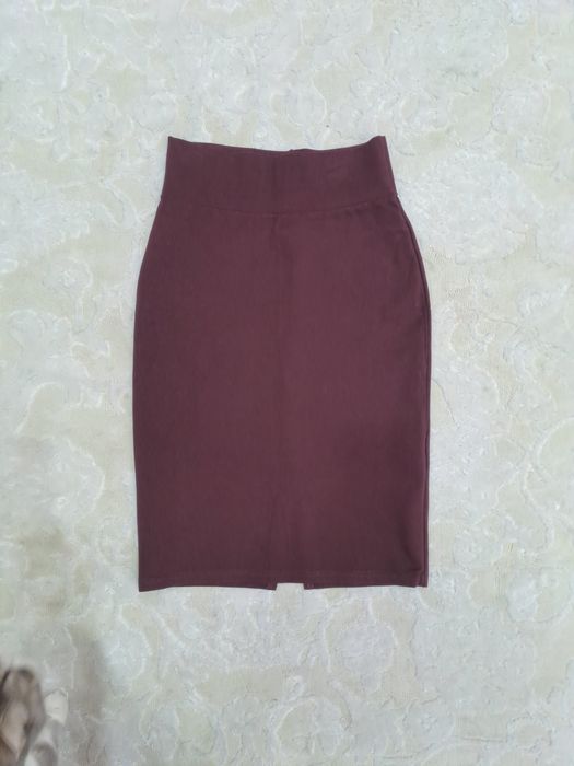 Спідниця, міді, S розміру від PINK
