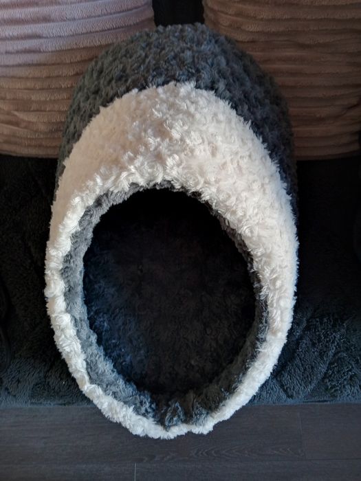 Pluszowe legowisko dla kota i psa