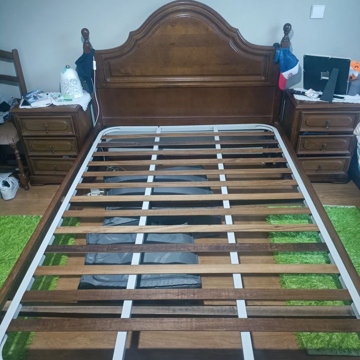 Quarto de casal em bom estado!!