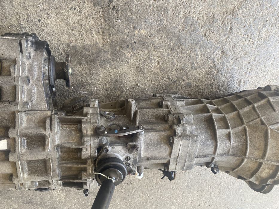 Nissan navara d22 4x4 caixa de velocidades/transferencia