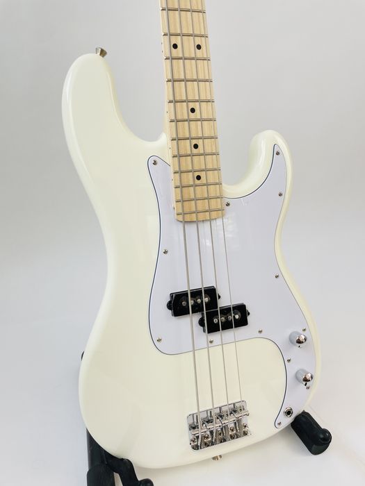 Gitara basowa Aria Pro II typu Precision Bass STB-PB/M (Squier Fender