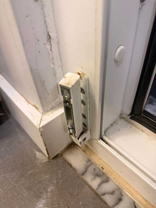 Assistência Dobradiças Puxadores PVC Margem Sul