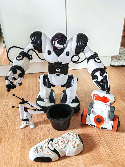 ROBOSAPIEN wow wee Robot interaktywny streowany pilotem + 2 roboty gratis