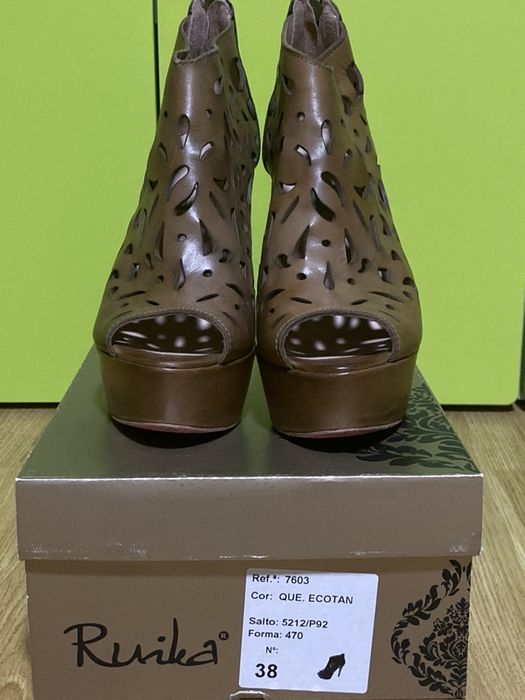 Sapatos/Sandálias Mulher Ruika (Tam 38)