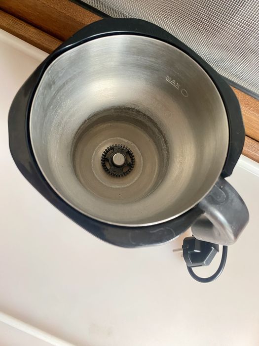 Капучинатор Tchibo Cafissimo піноутворювач взпінювач молока Німеччина