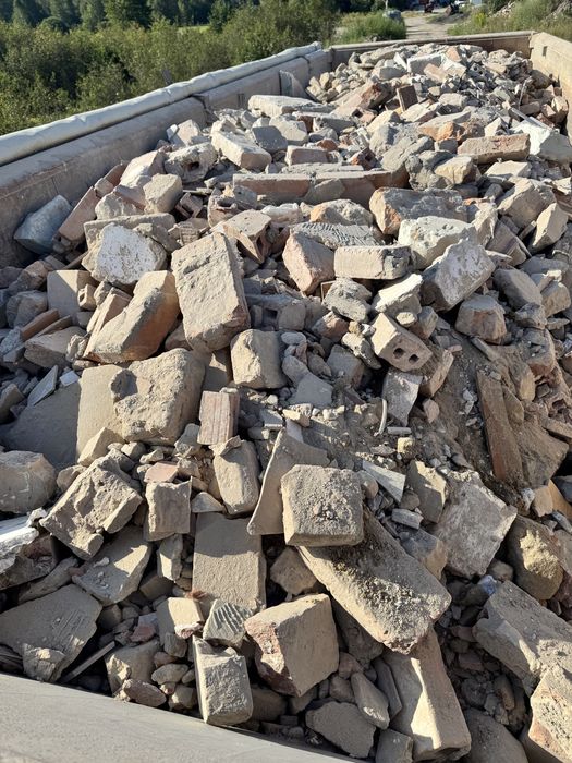 Gruz rozbiorkowy na drogi place duze ilosci