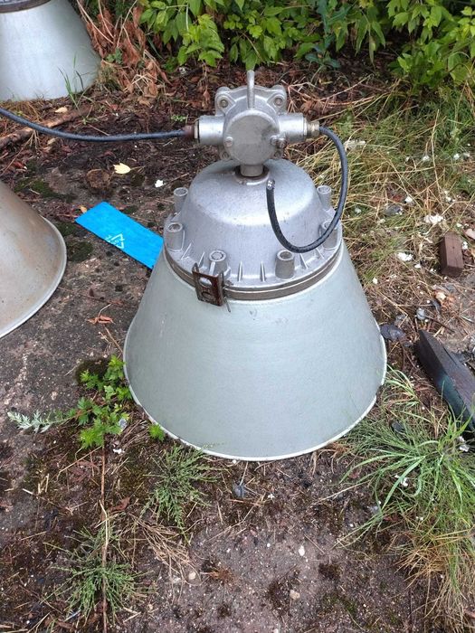 Sprzedam lampy przemysłowe