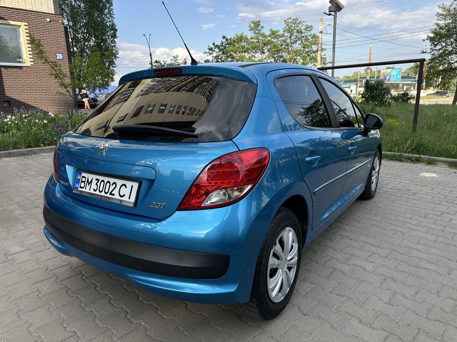 Авто в идеальном состоянии , в зоводском окрасе!
