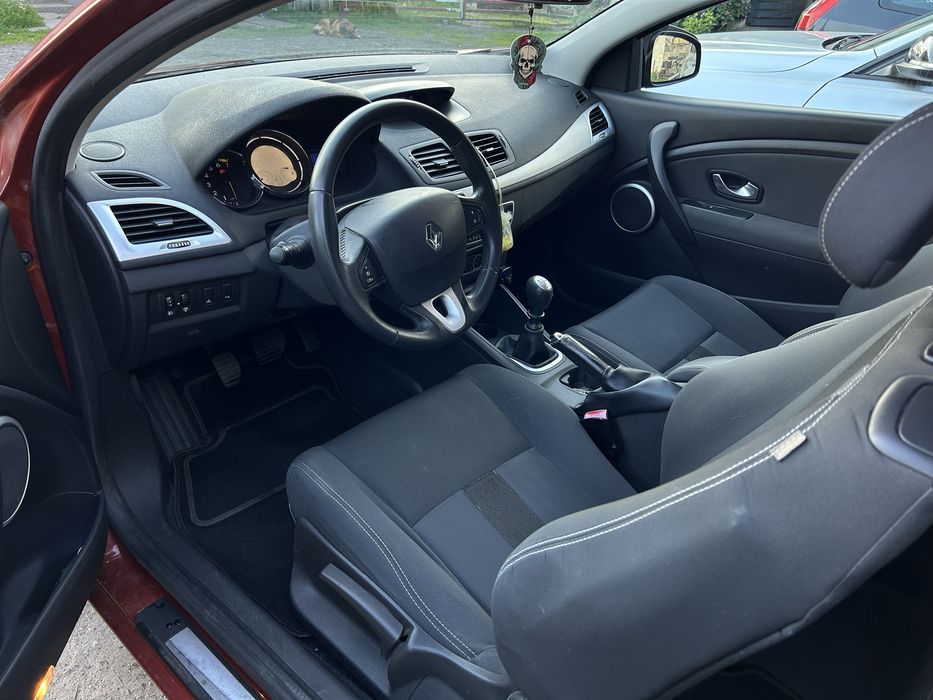 Renault Megane III Coupe