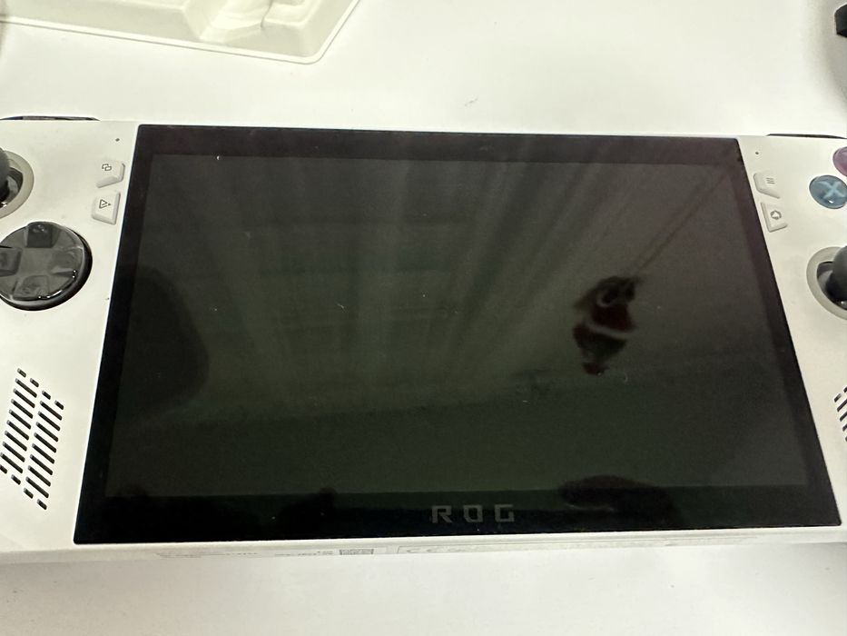 Продам Asus Rog Ally як новенький