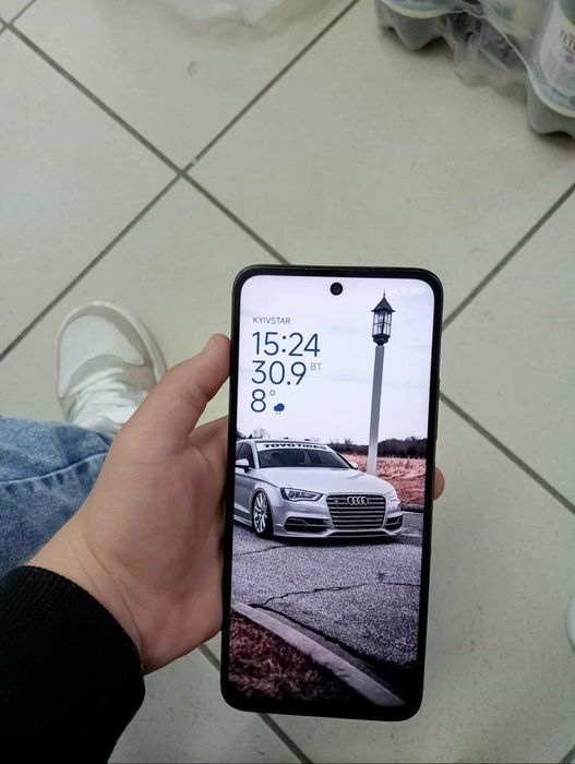 Продам телефон 128гб